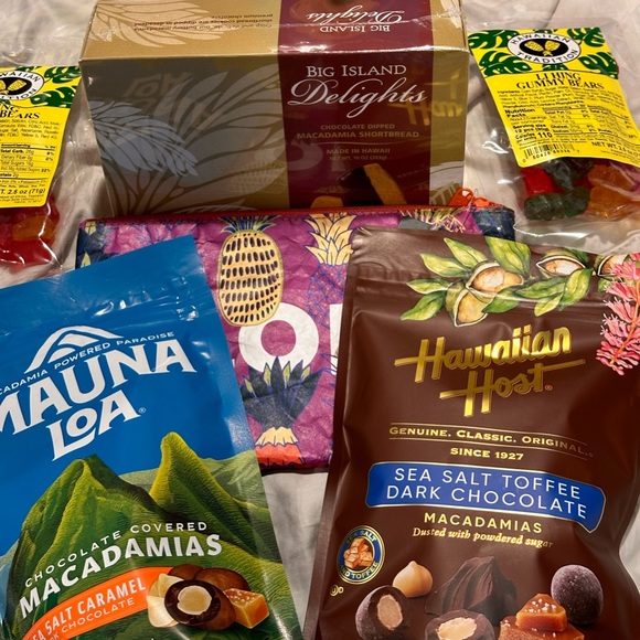 808. MYSTERY BOX HAWAIIAN STYLE Hawaii made Hawaii designed.  From the islands - Picture 4 of 14